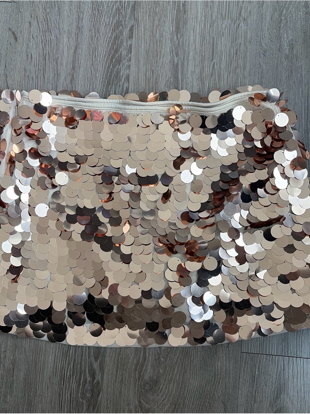 Abercrombie & Fitch Gold Sequin Mini Skirt - Picture 3 of 3